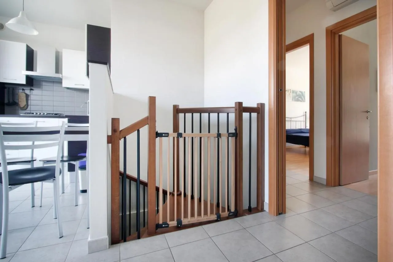 Benacus Family Apartment - Italian Homing Sirmione