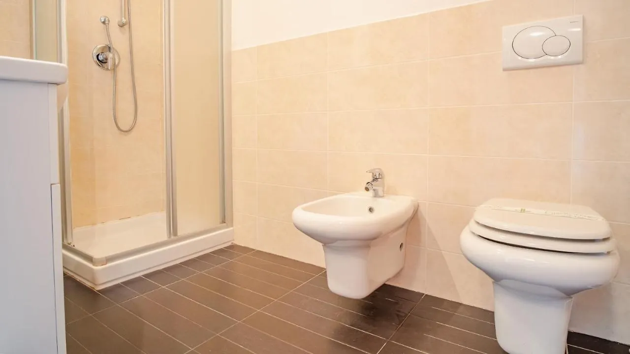 Benacus Family Apartment - Italian Homing Sirmione Italia
